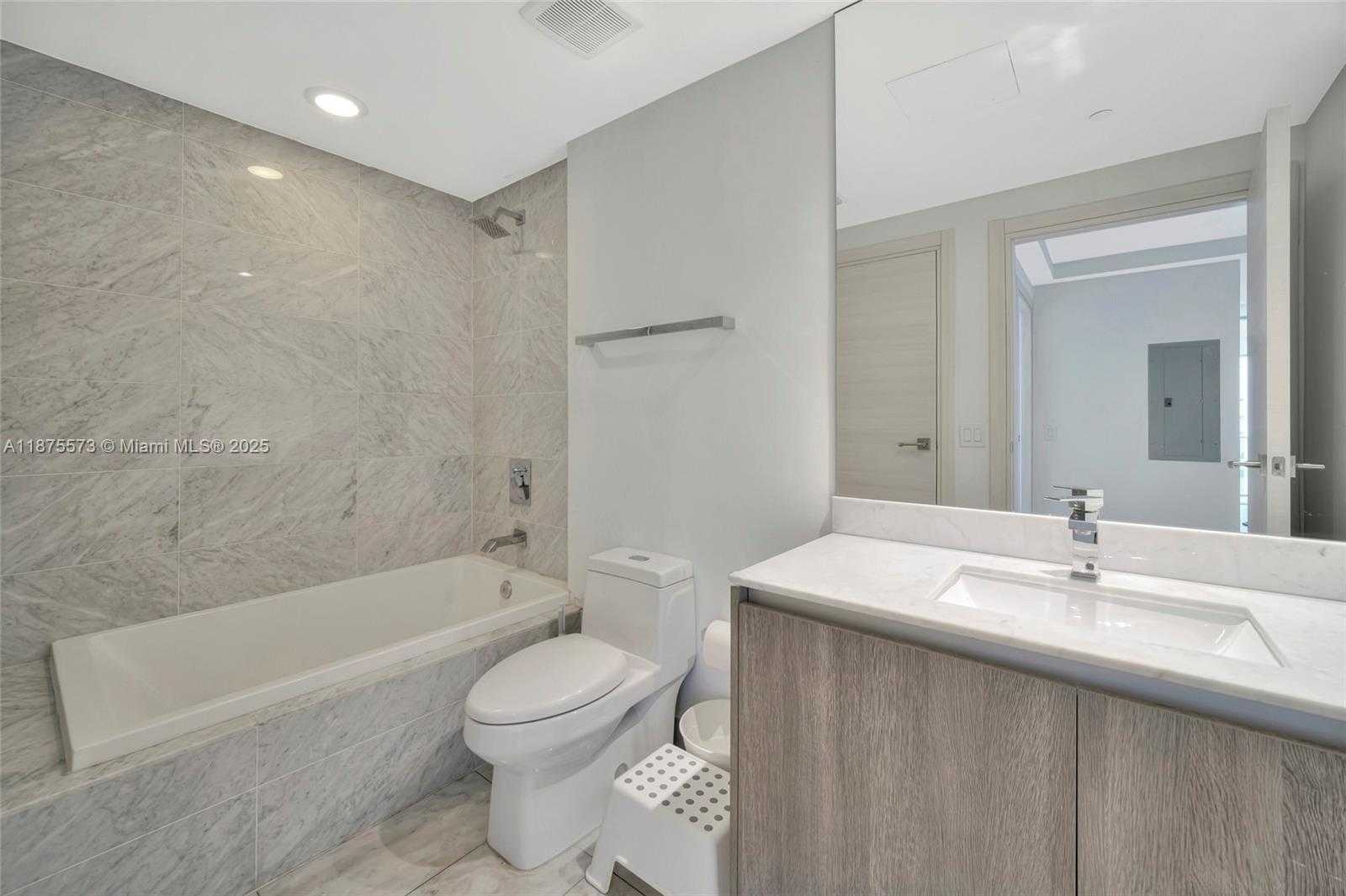 Small Image of 801 SOUTH MIAMI AVE #2909, Miami Number 21
