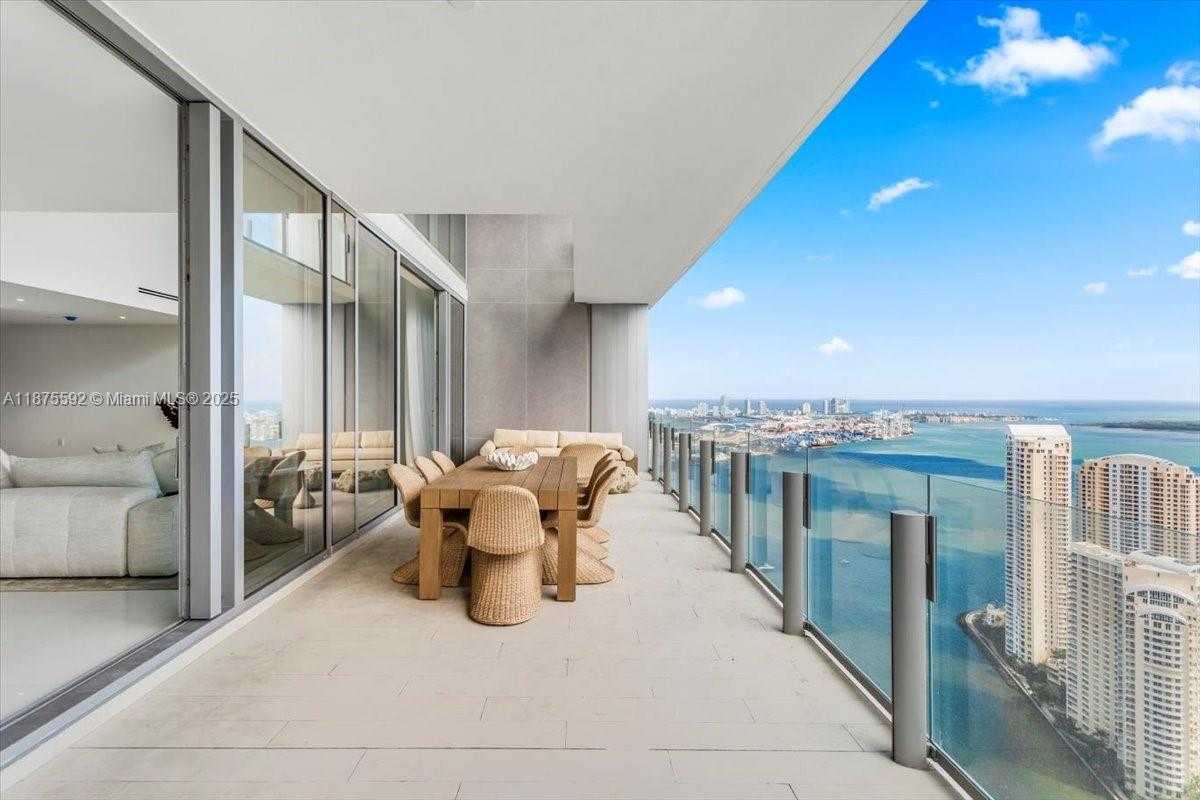 Small Image of 300 BISCAYNE BLVD WAY #5002 Duplex, Miami Number 15
