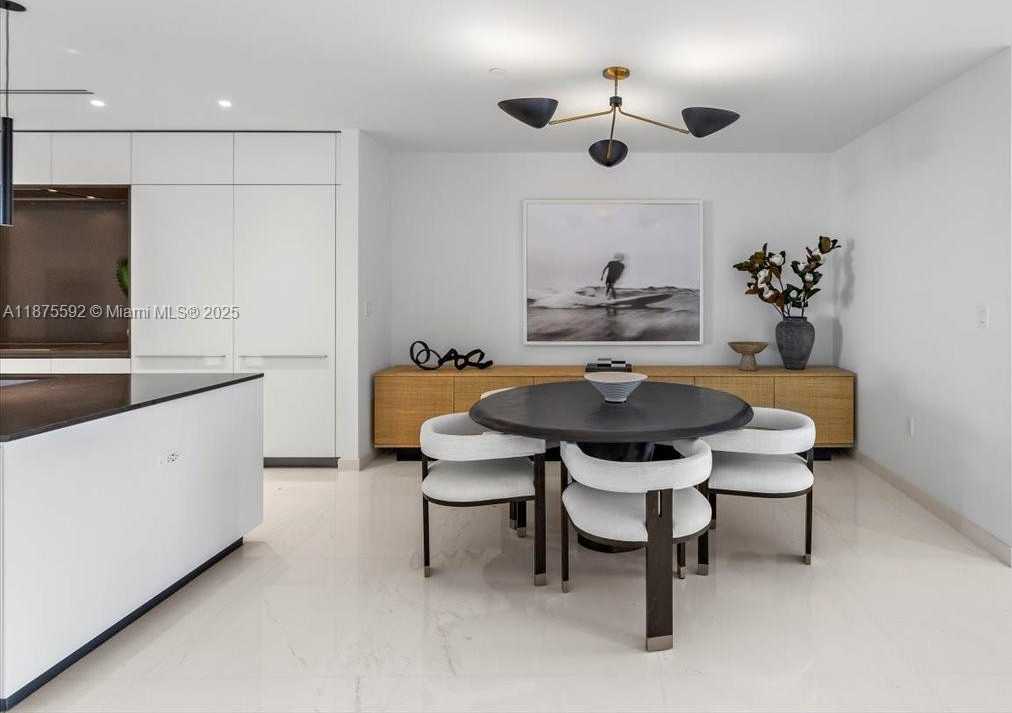 Small Image of 300 BISCAYNE BLVD WAY #5002 Duplex, Miami Number 26