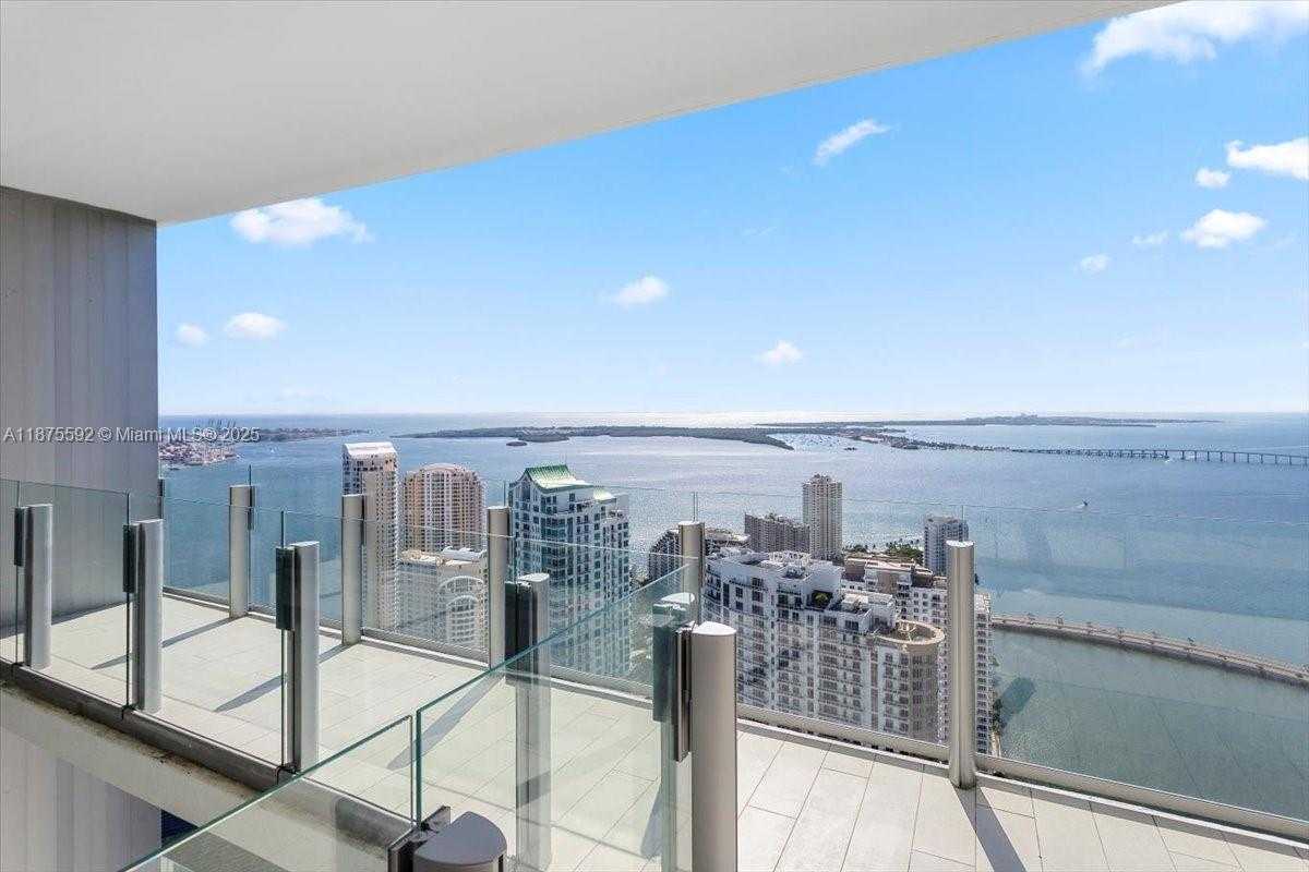 Small Image of 300 BISCAYNE BLVD WAY #5002 Duplex, Miami Number 34