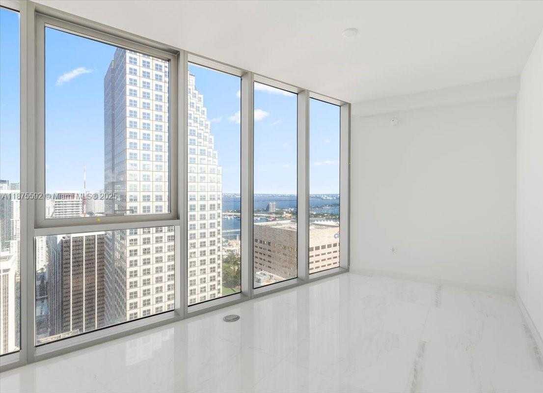 Small Image of 300 BISCAYNE BLVD WAY #5002 Duplex, Miami Number 42