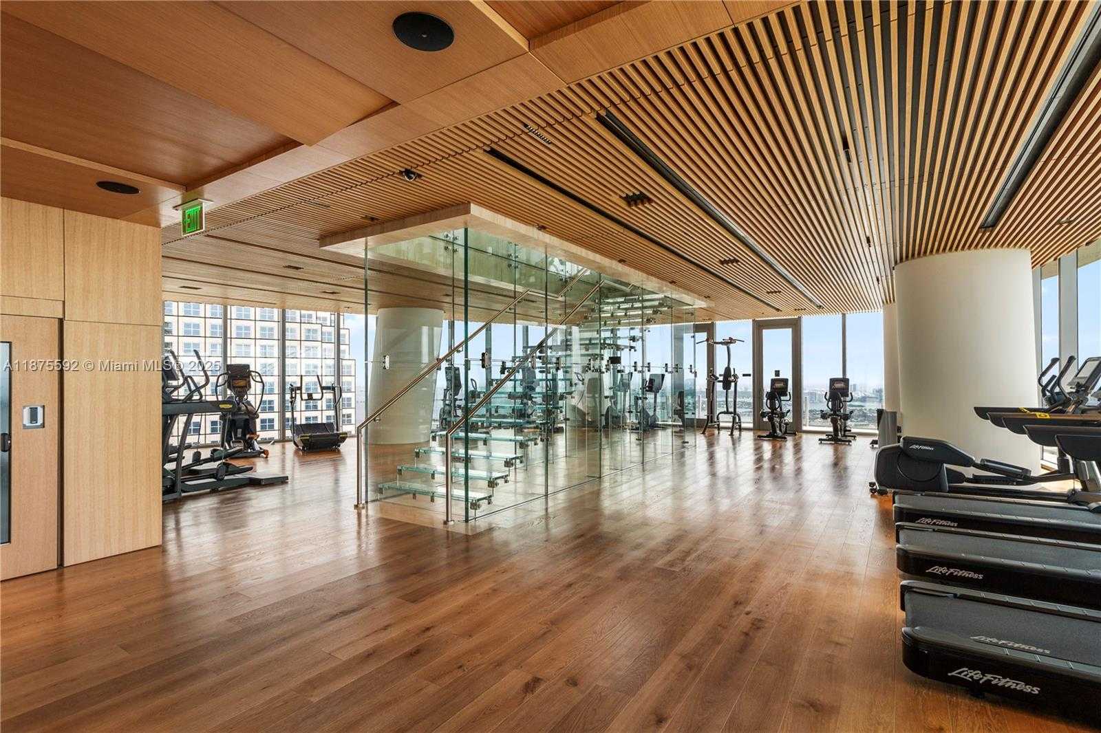 Small Image of 300 BISCAYNE BLVD WAY #5002 Duplex, Miami Number 59