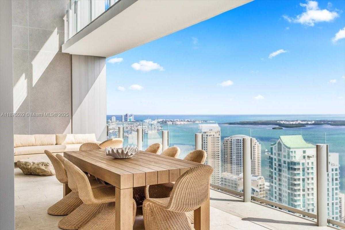 Small Image of 300 BISCAYNE BLVD WAY #5002 Duplex, Miami Number 6