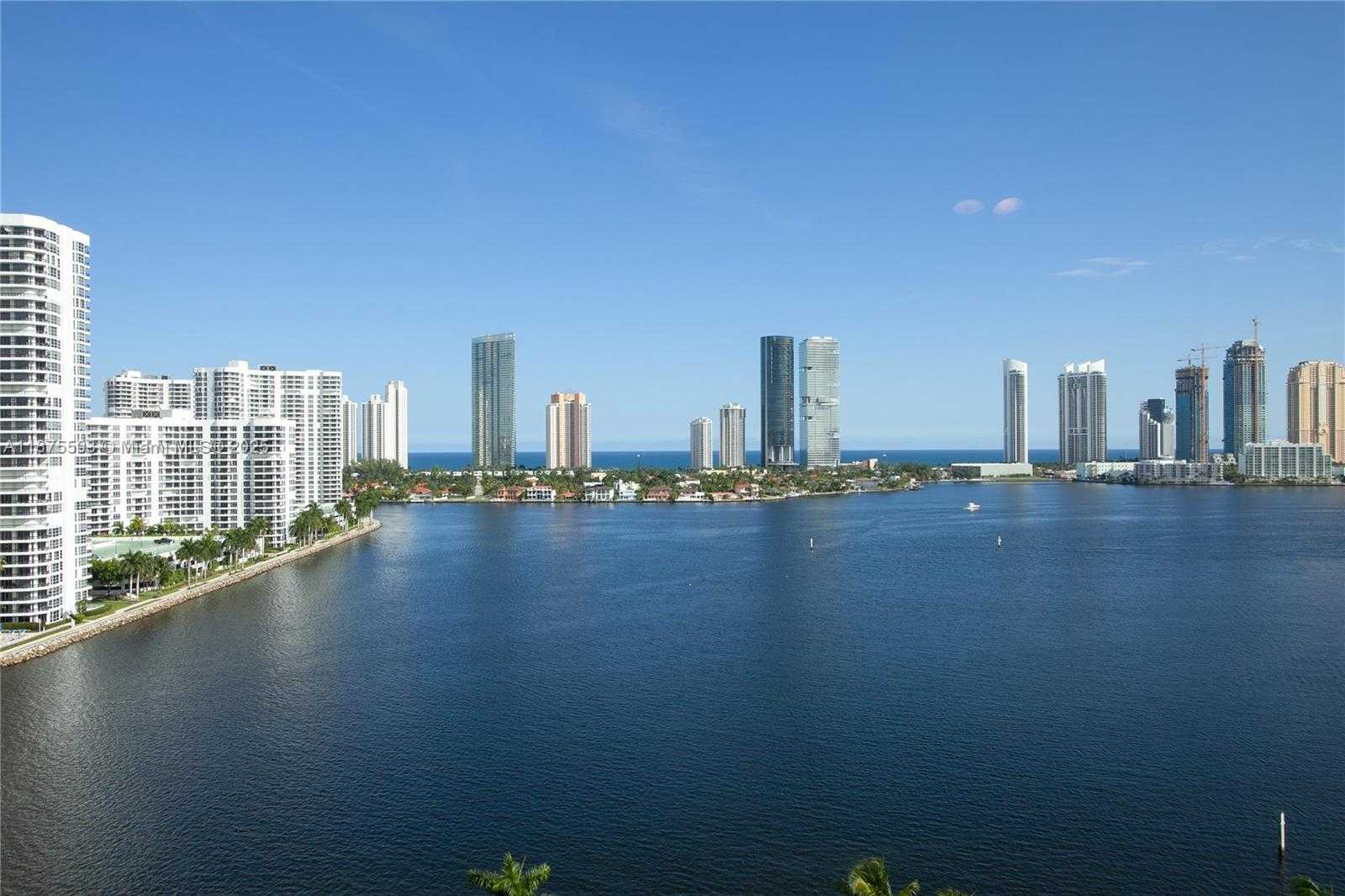 Small Image of 3370 HIDDEN BAY DR #1808, Aventura Number 2