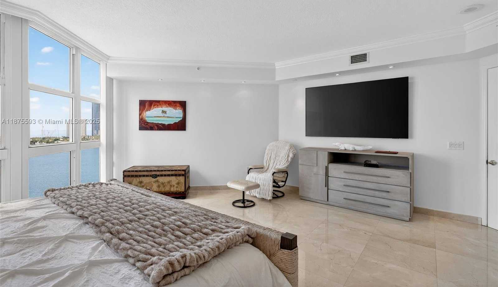 Small Image of 3370 HIDDEN BAY DR #1808, Aventura Number 25