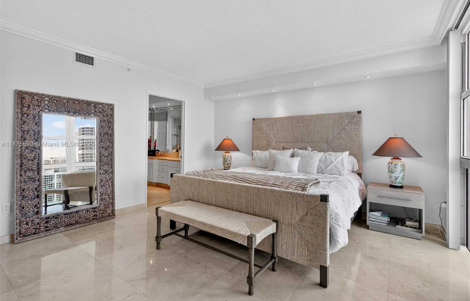 Small Image of 3370 HIDDEN BAY DR #1808, Aventura Number 26
