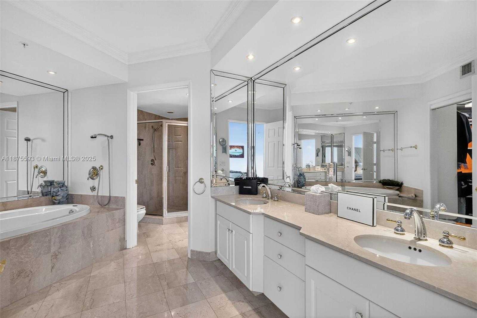 Small Image of 3370 HIDDEN BAY DR #1808, Aventura Number 28