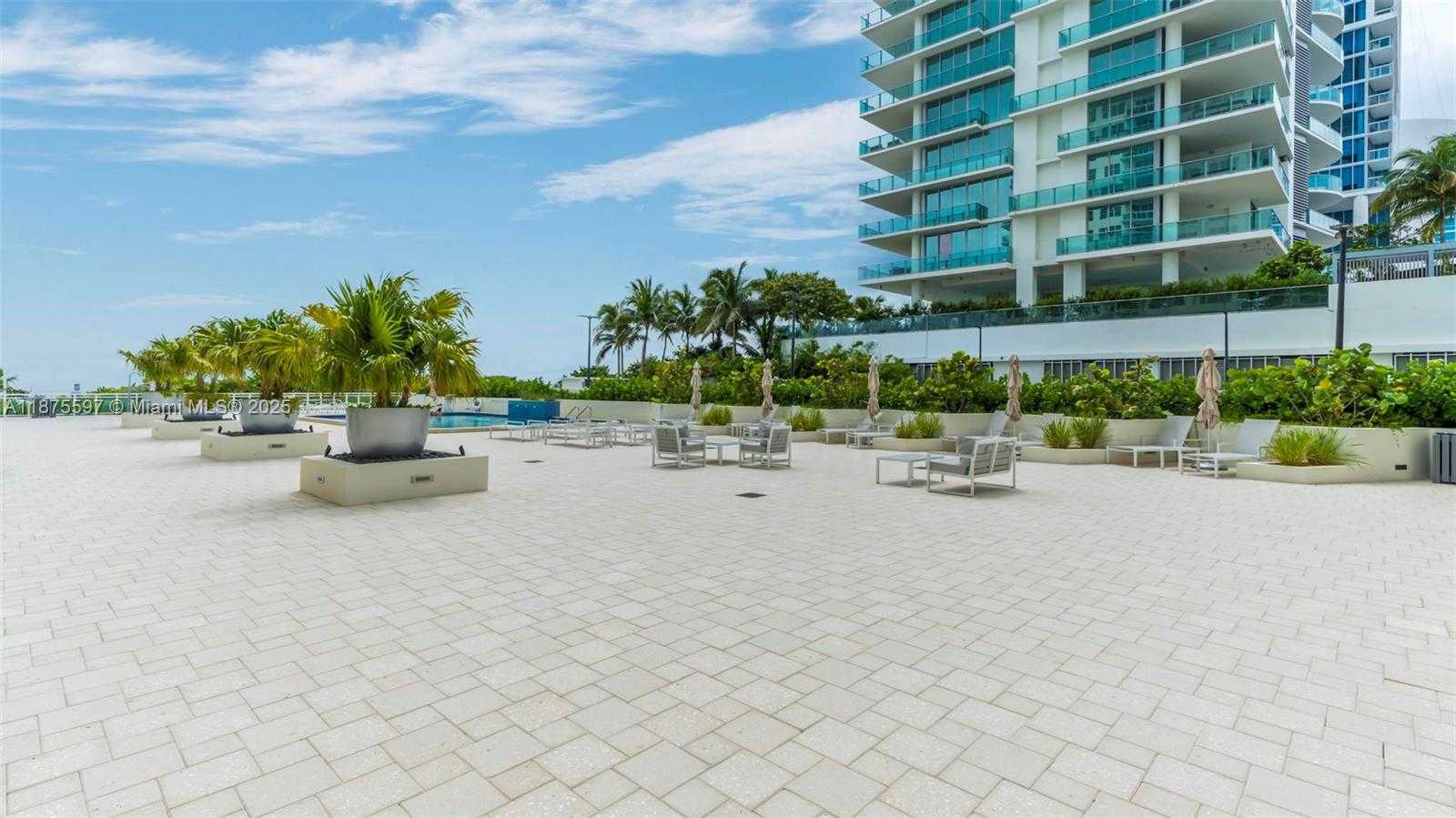 Small Image of 6917 COLLINS AVE #1420, Miami Beach Number 36