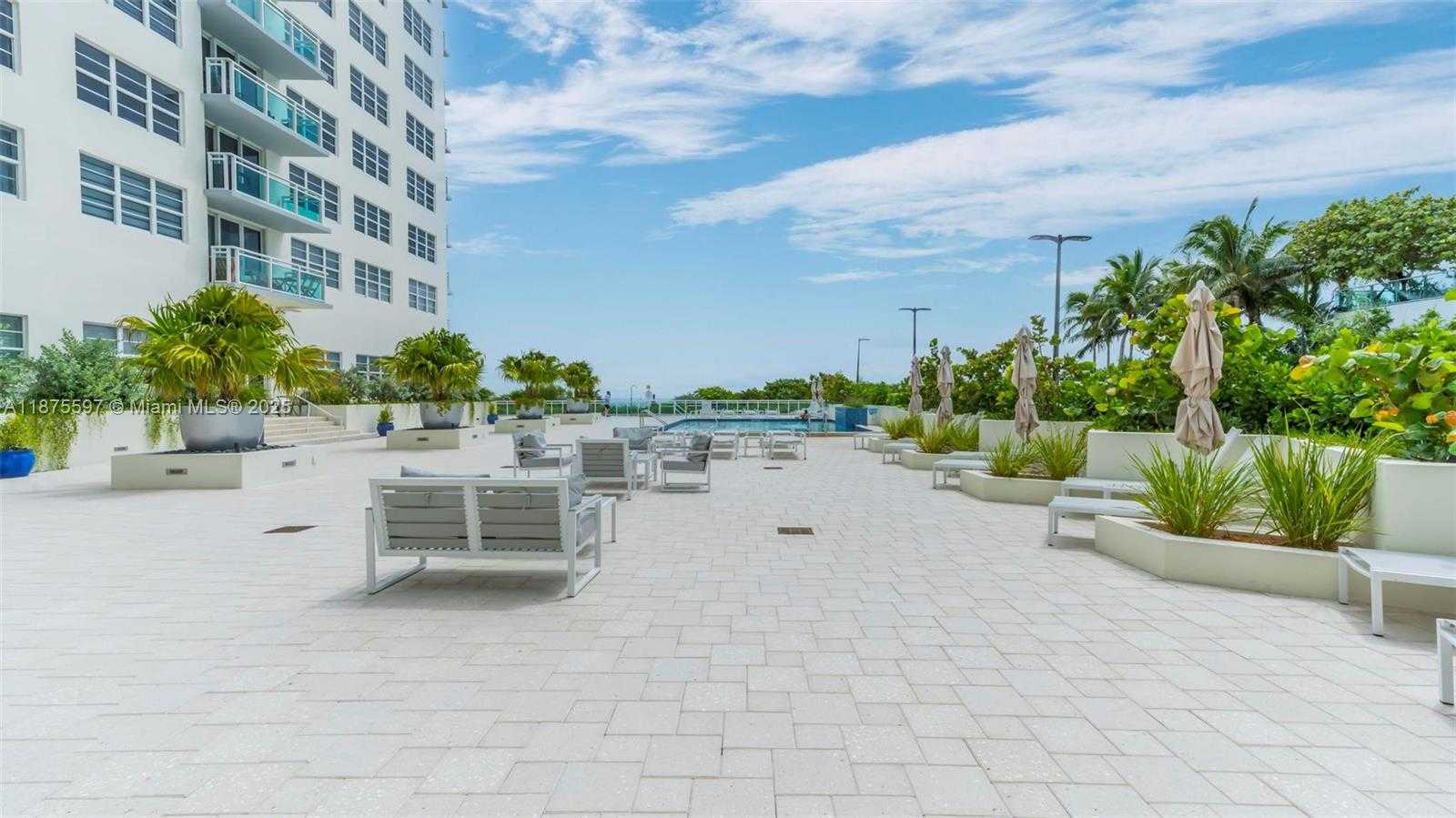 Small Image of 6917 COLLINS AVE #1420, Miami Beach Number 37