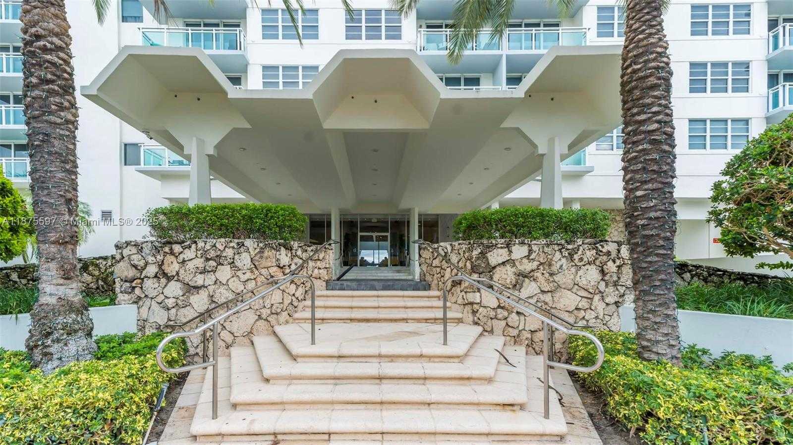 Small Image of 6917 COLLINS AVE #1420, Miami Beach Number 5