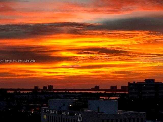 Small Image of 6917 COLLINS AVE #1420, Miami Beach Number 62