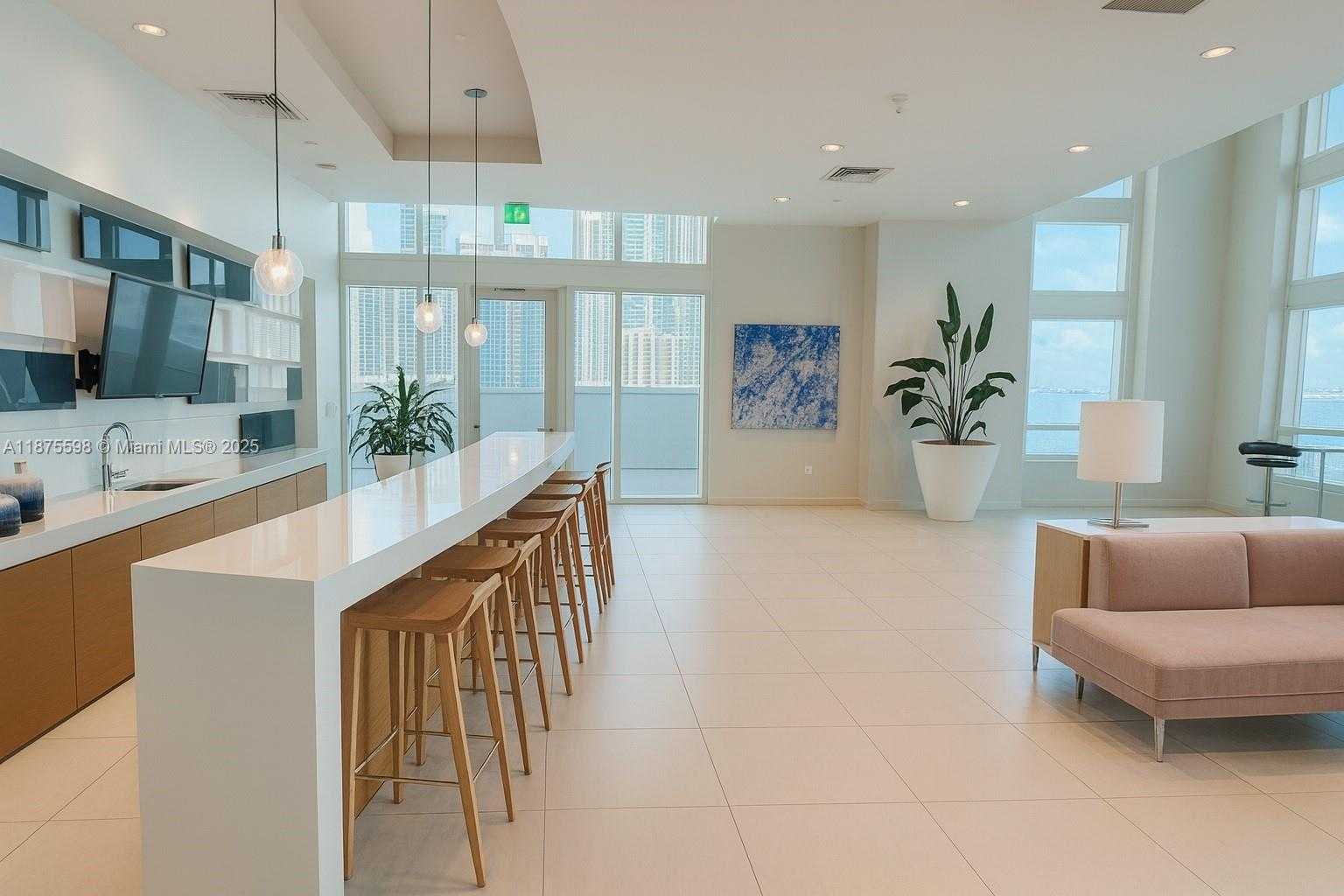 Small Image of 1900 NORTH BAYSHORE DR #3207, Miami Number 13