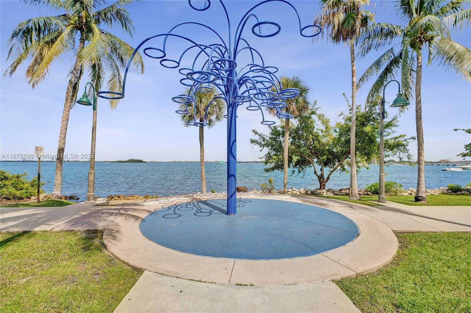 Small Image of 1900 NORTH BAYSHORE DR #3207, Miami Number 25