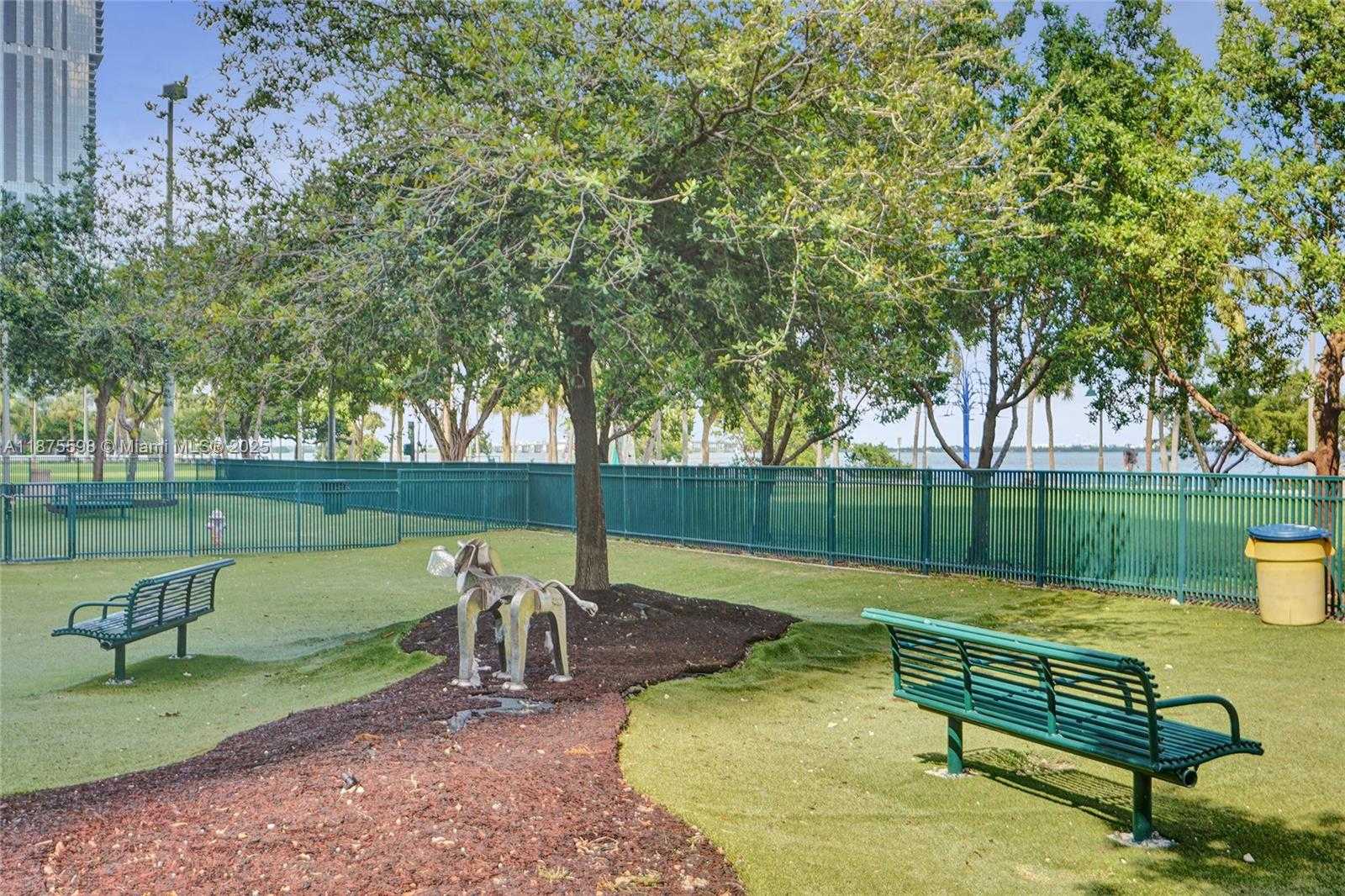 Small Image of 1900 NORTH BAYSHORE DR #3207, Miami Number 29
