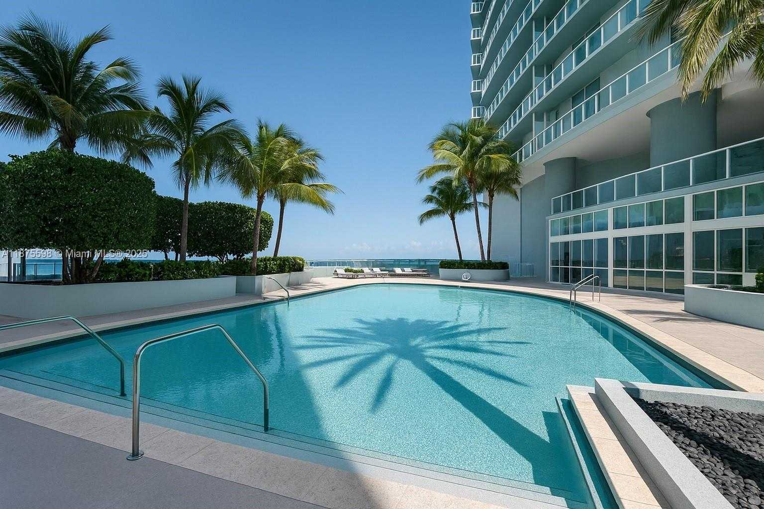Small Image of 1900 NORTH BAYSHORE DR #3207, Miami Number 38