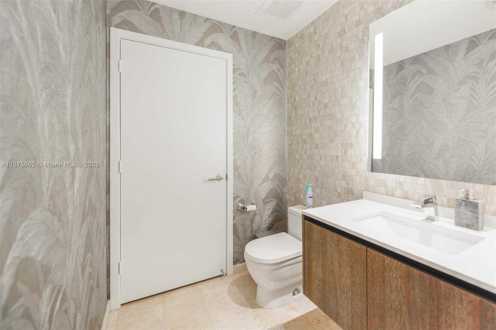 Small Image of 88 SOUTH WEST 7TH ST #2204, Miami Number 16