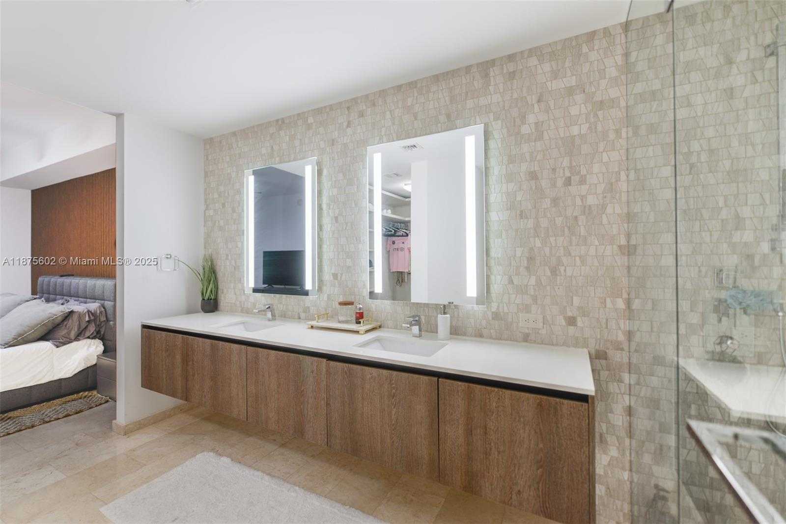 Small Image of 88 SOUTH WEST 7TH ST #2204, Miami Number 23