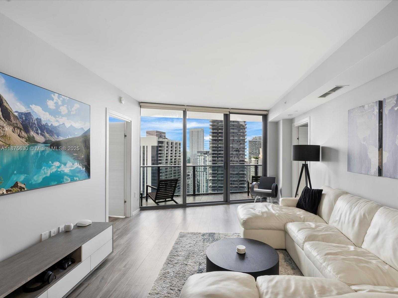 Small Image of 801 SOUTH MIAMI AVE #4402, Miami Number 11