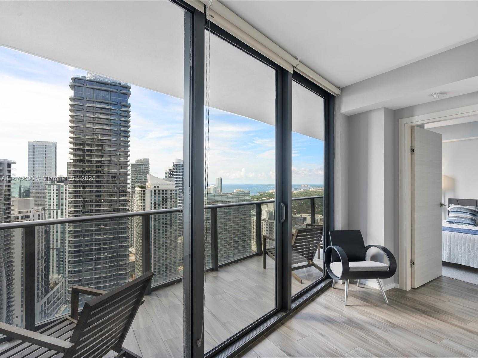 Small Image of 801 SOUTH MIAMI AVE #4402, Miami Number 21