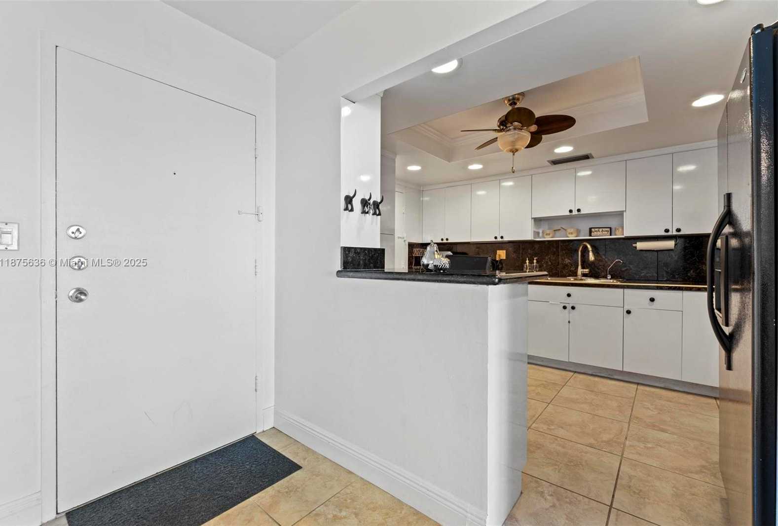 Small Image of 1600 SOUTH OCEAN DR #12H, Hollywood Number 16