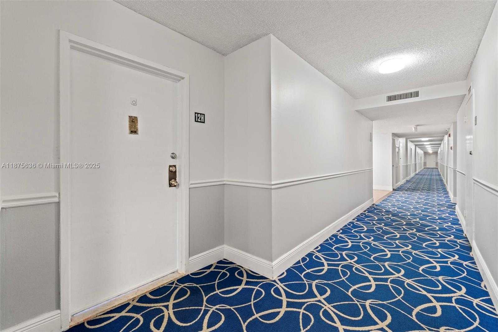 Small Image of 1600 SOUTH OCEAN DR #12H, Hollywood Number 2