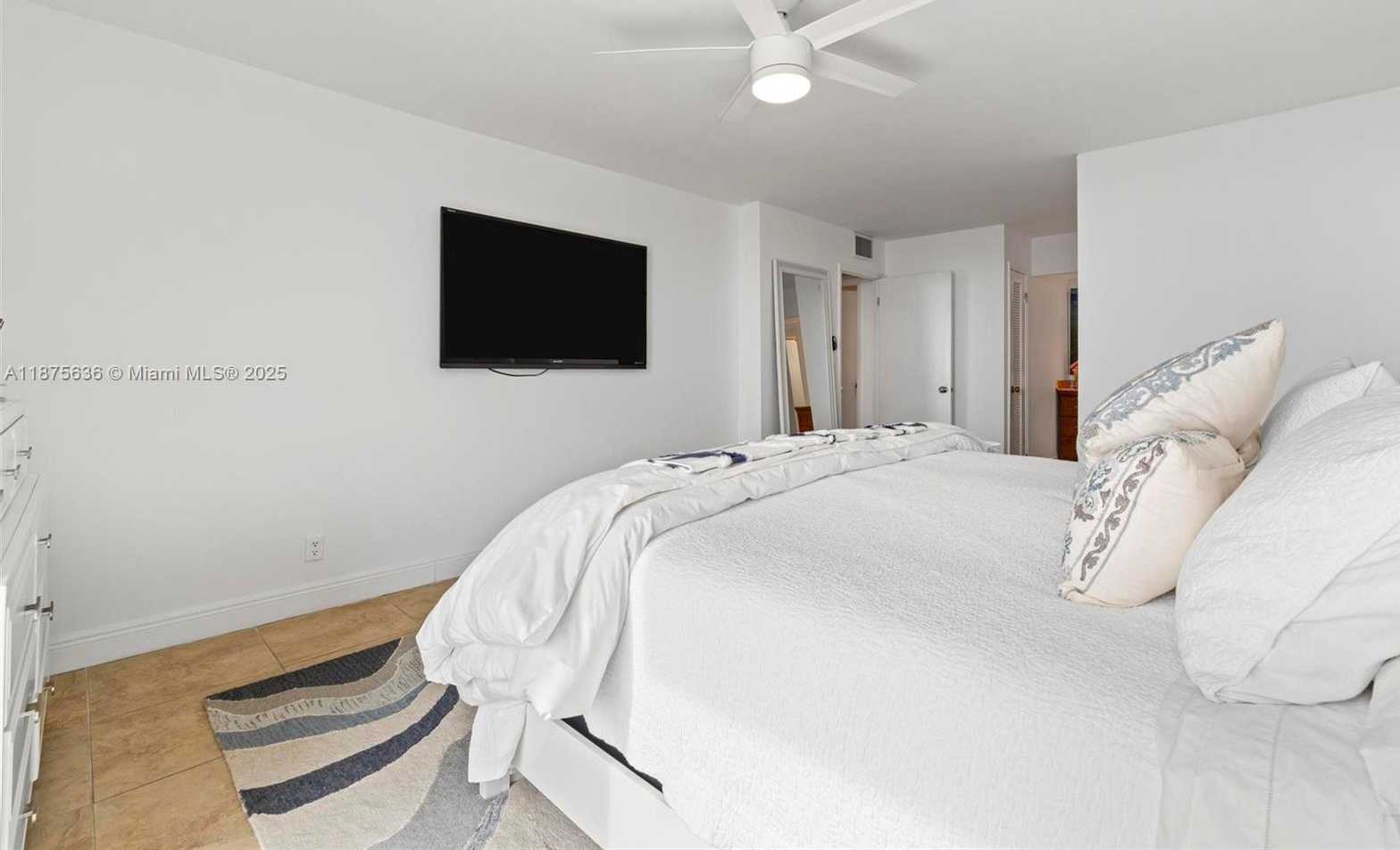 Small Image of 1600 SOUTH OCEAN DR #12H, Hollywood Number 26