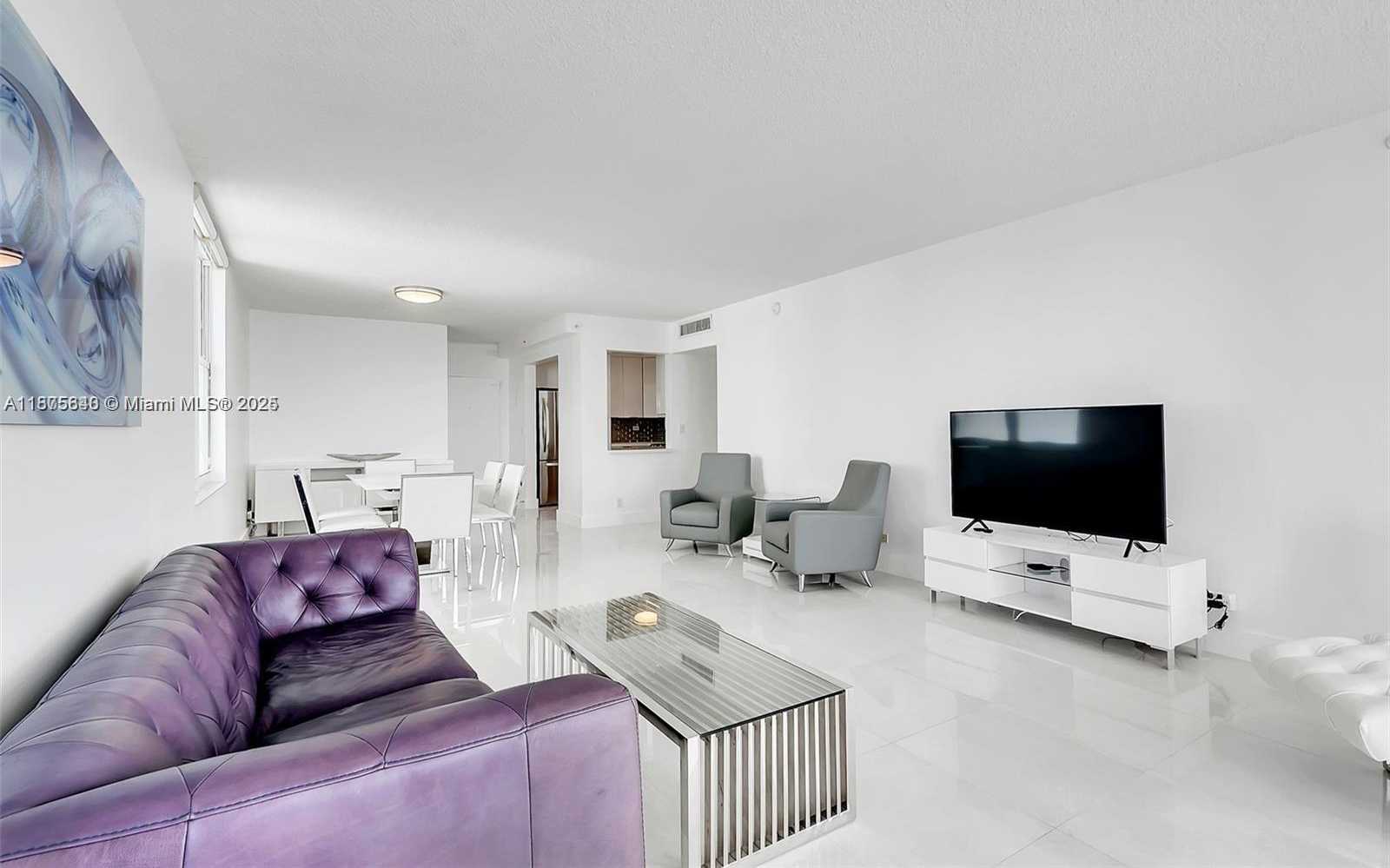 Small Image of 5601 COLLINS AVE #925, Miami Beach Number 6
