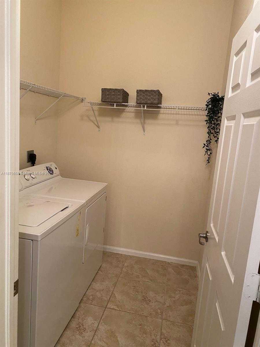 Small Image of 4766 SIERRA LN, Coconut Creek Number 12