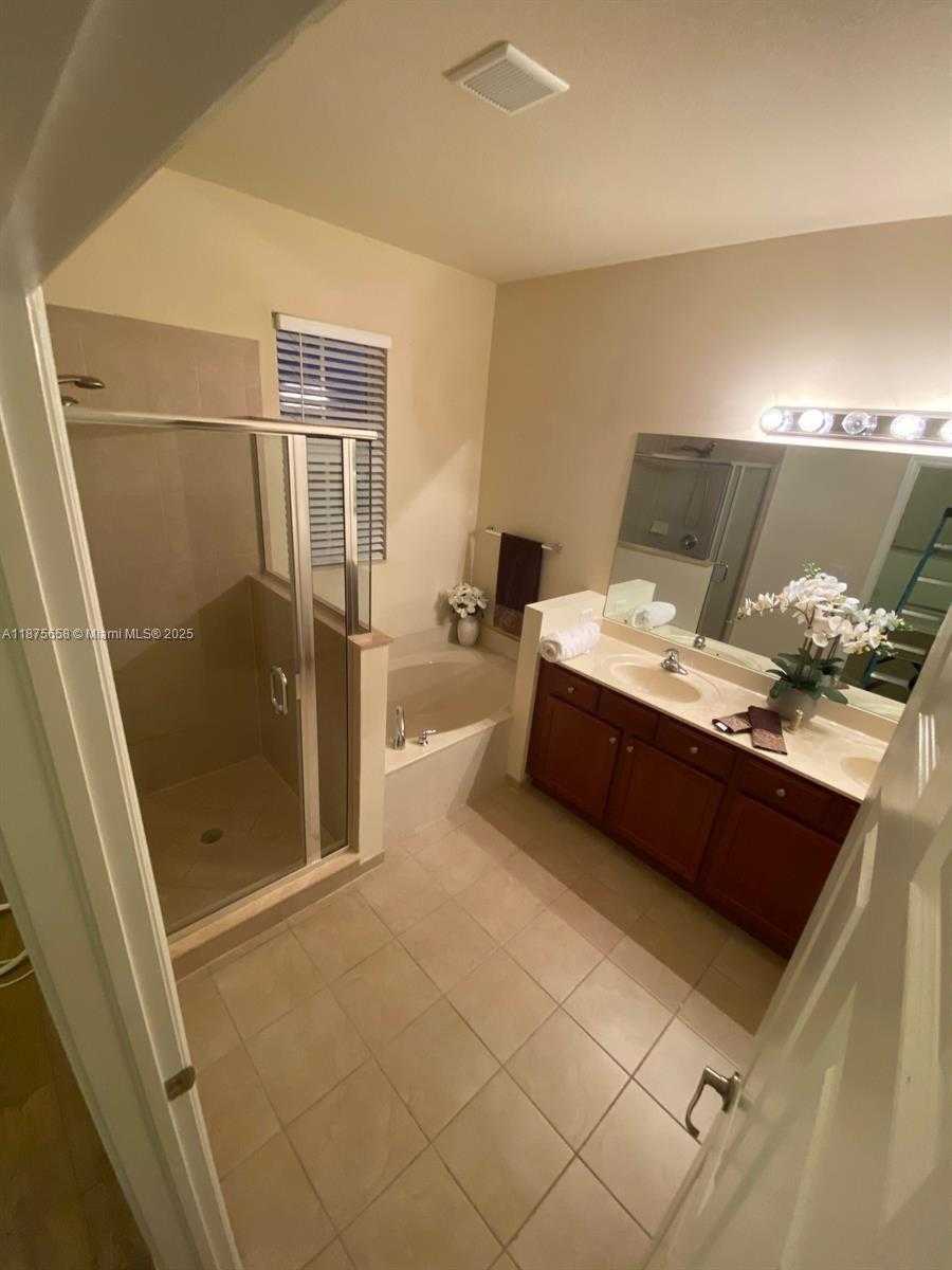 Small Image of 4766 SIERRA LN, Coconut Creek Number 15