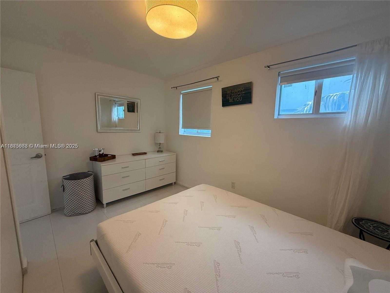 Small Image of 801 15TH ST #202, Miami Beach Number 10