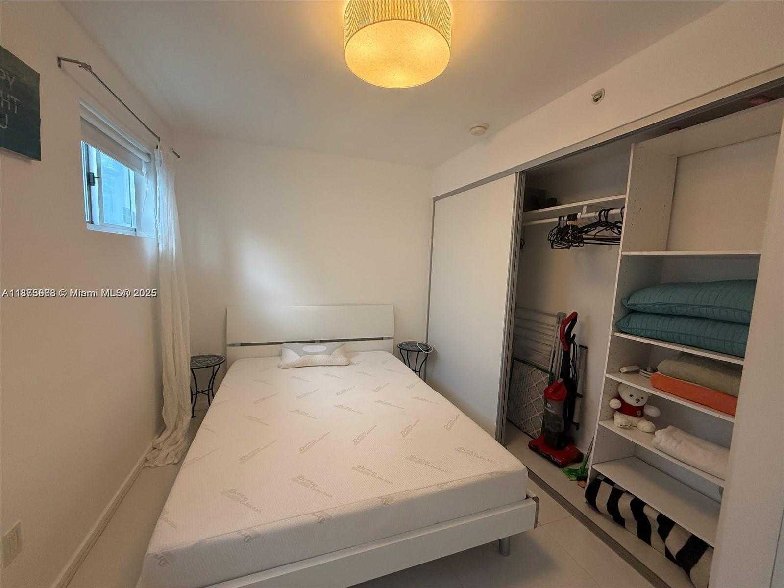 Small Image of 801 15TH ST #202, Miami Beach Number 9
