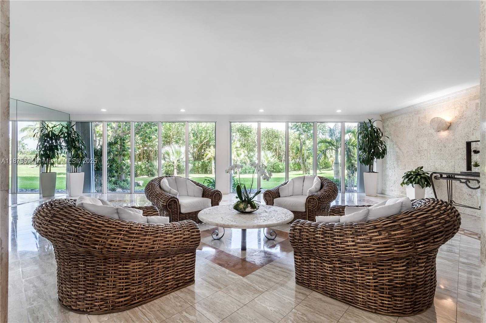 Small Image of 200 OCEAN LANE DR #703, Key Biscayne Number 29