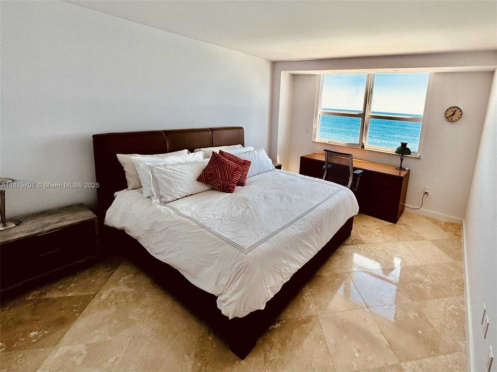 Small Image of 2080 SOUTH OCEAN DR #1711, Hallandale Beach Number 19