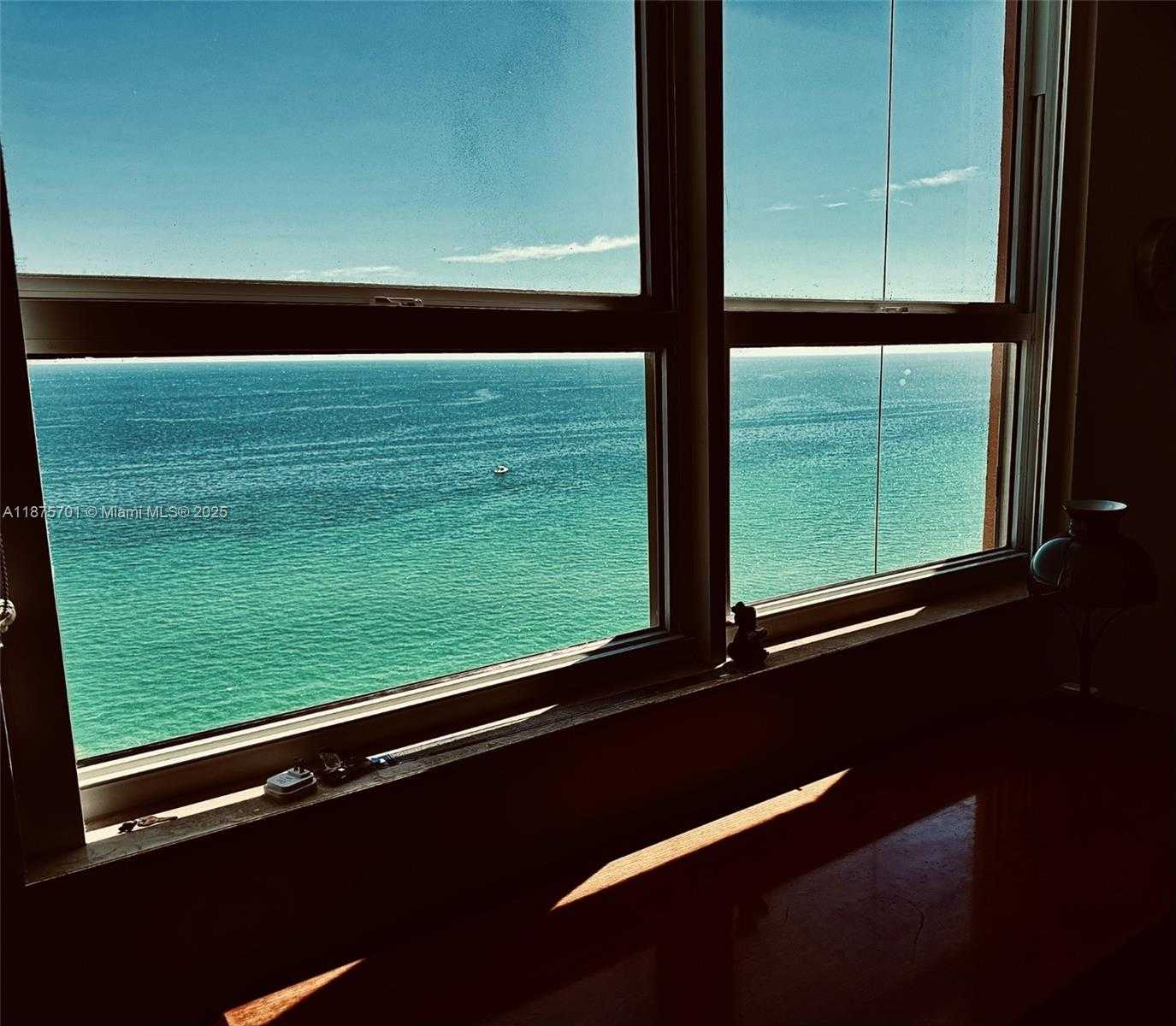 Small Image of 2080 SOUTH OCEAN DR #1711, Hallandale Beach Number 20