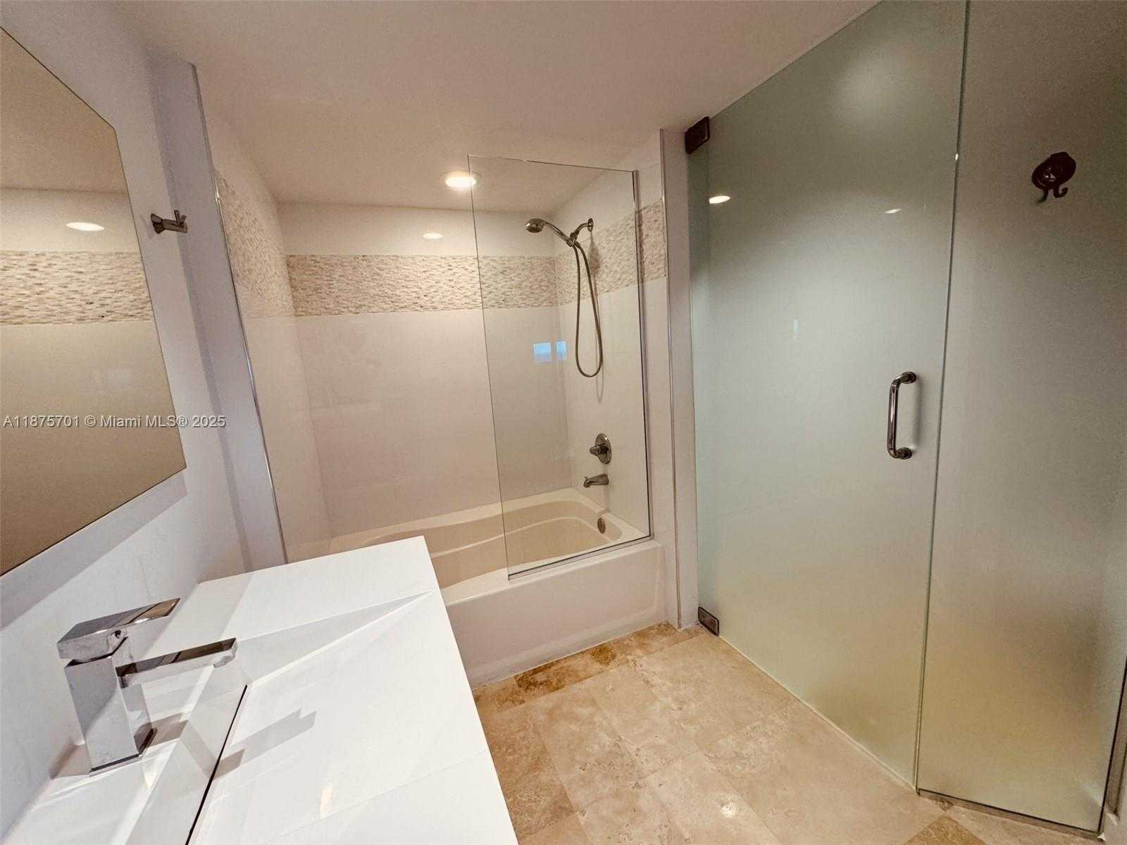 Small Image of 2080 SOUTH OCEAN DR #1711, Hallandale Beach Number 36