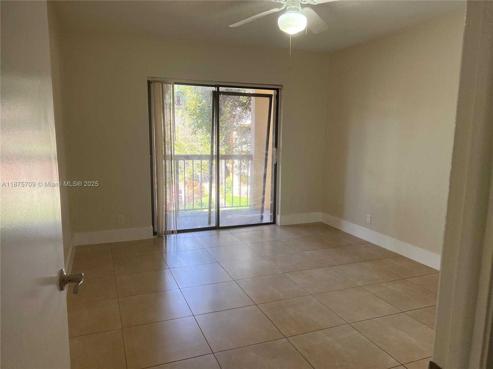 Small Image of 8180 GENEVA CT #326, Doral Number 8