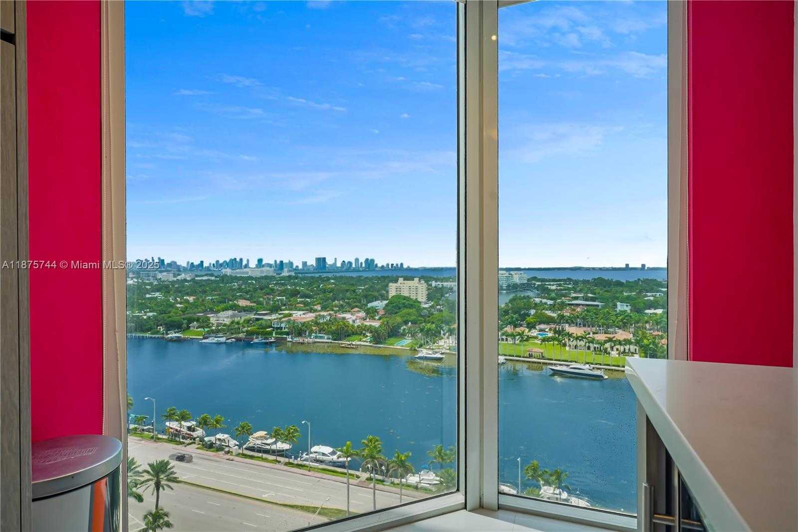 Small Image of 4779 COLLINS AVE #1805, Miami Beach Number 15
