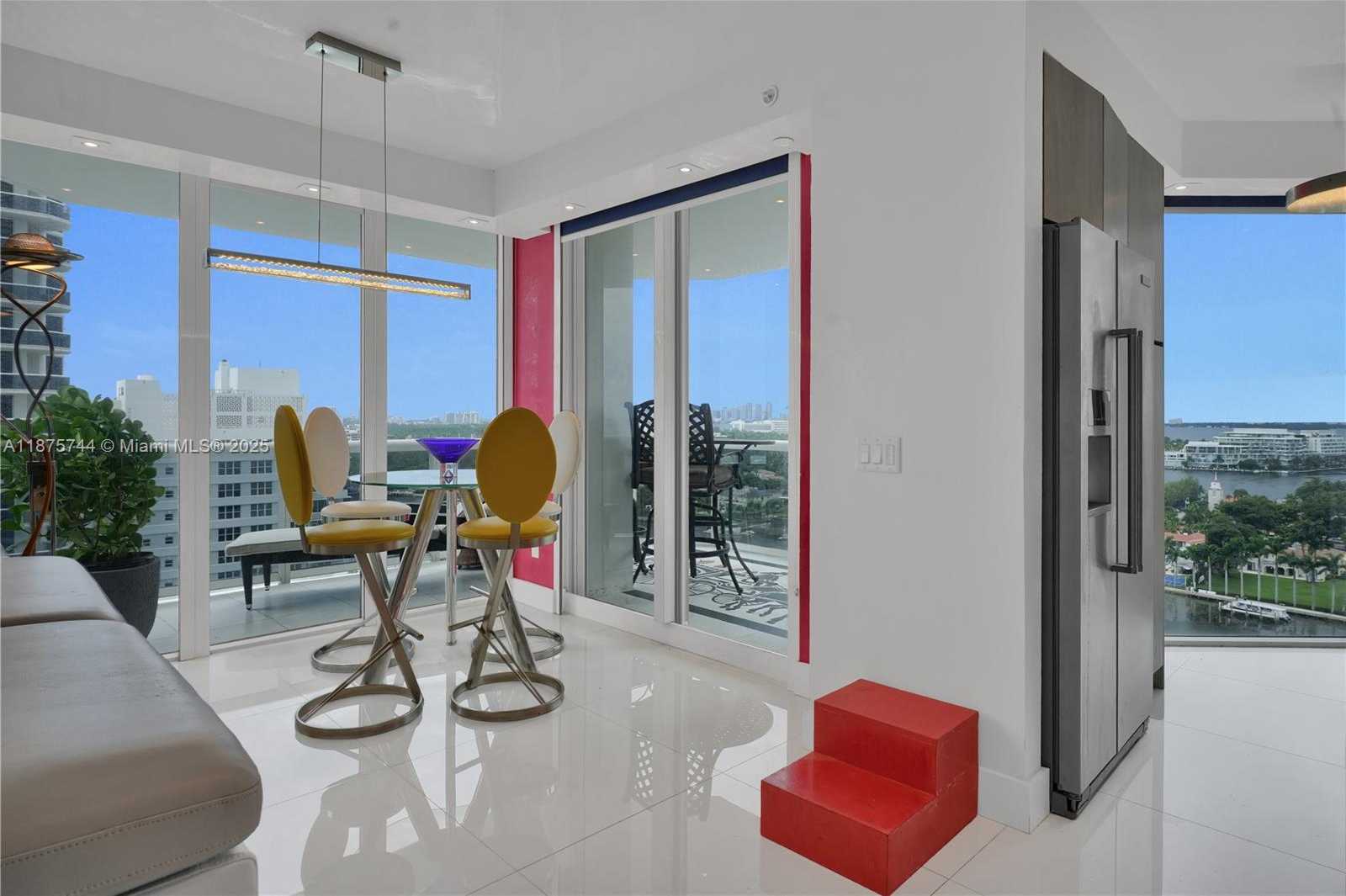Small Image of 4779 COLLINS AVE #1805, Miami Beach Number 21