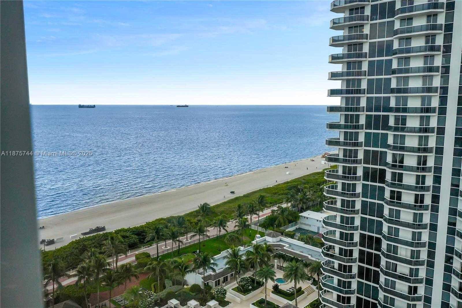 Small Image of 4779 COLLINS AVE #1805, Miami Beach Number 37