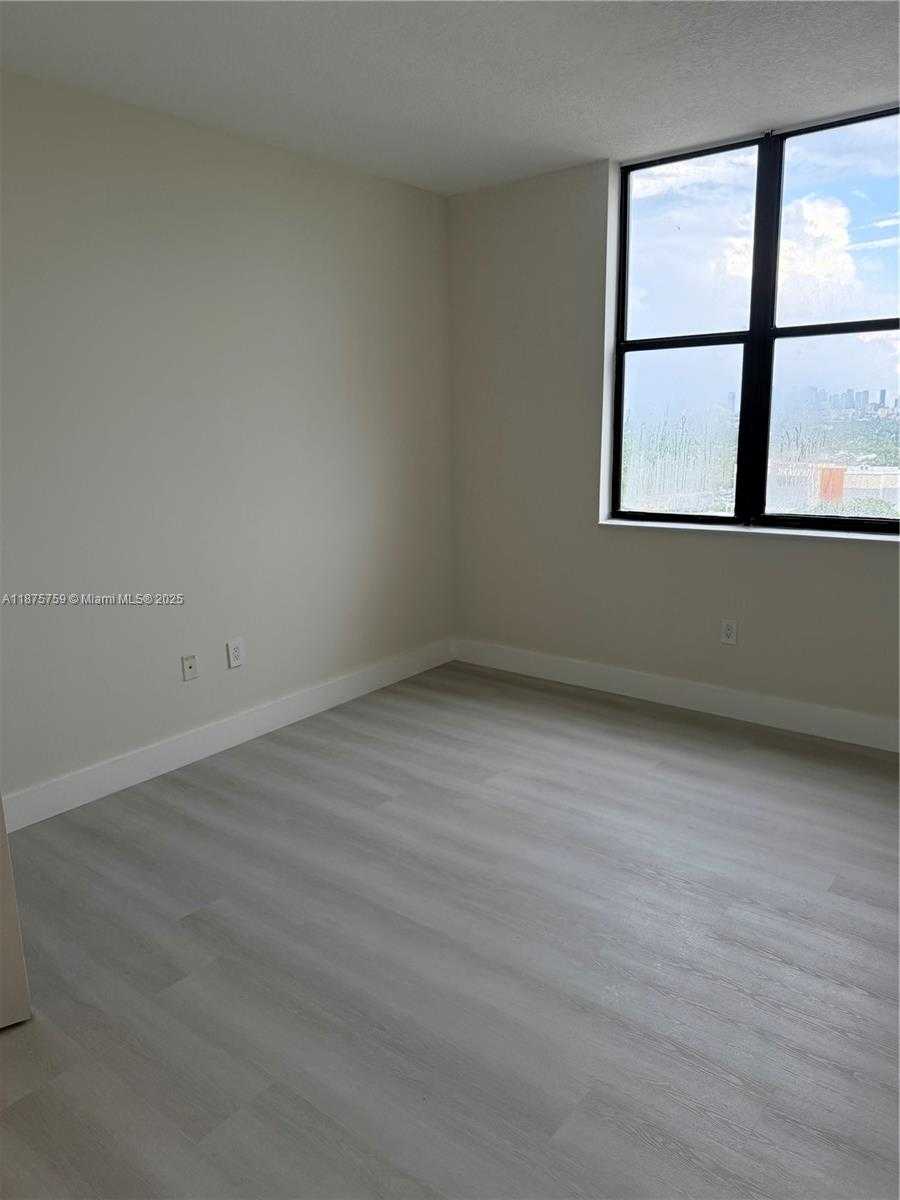 Small Image of 888 SOUTH DOUGLAS RD #1502, Coral Gables Number 12