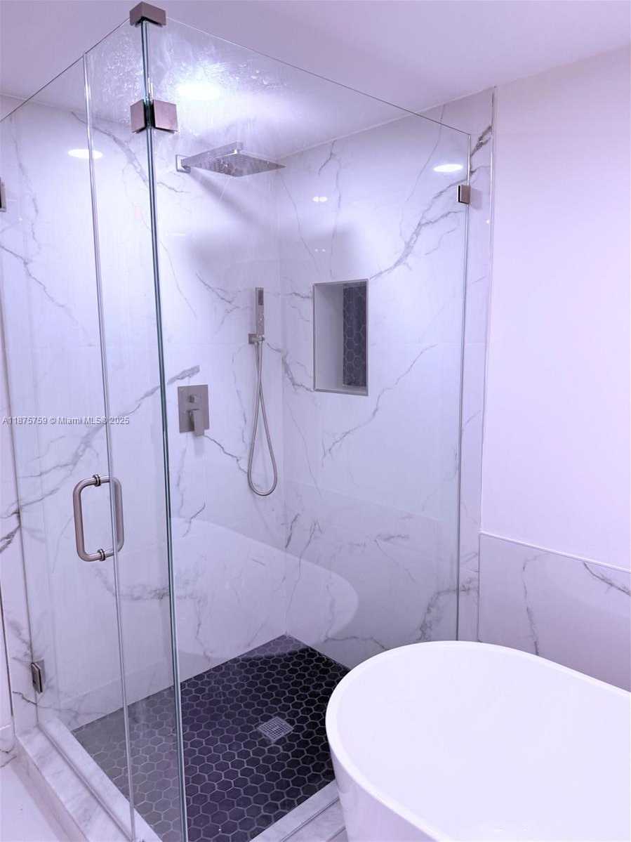 Small Image of 888 SOUTH DOUGLAS RD #1502, Coral Gables Number 27