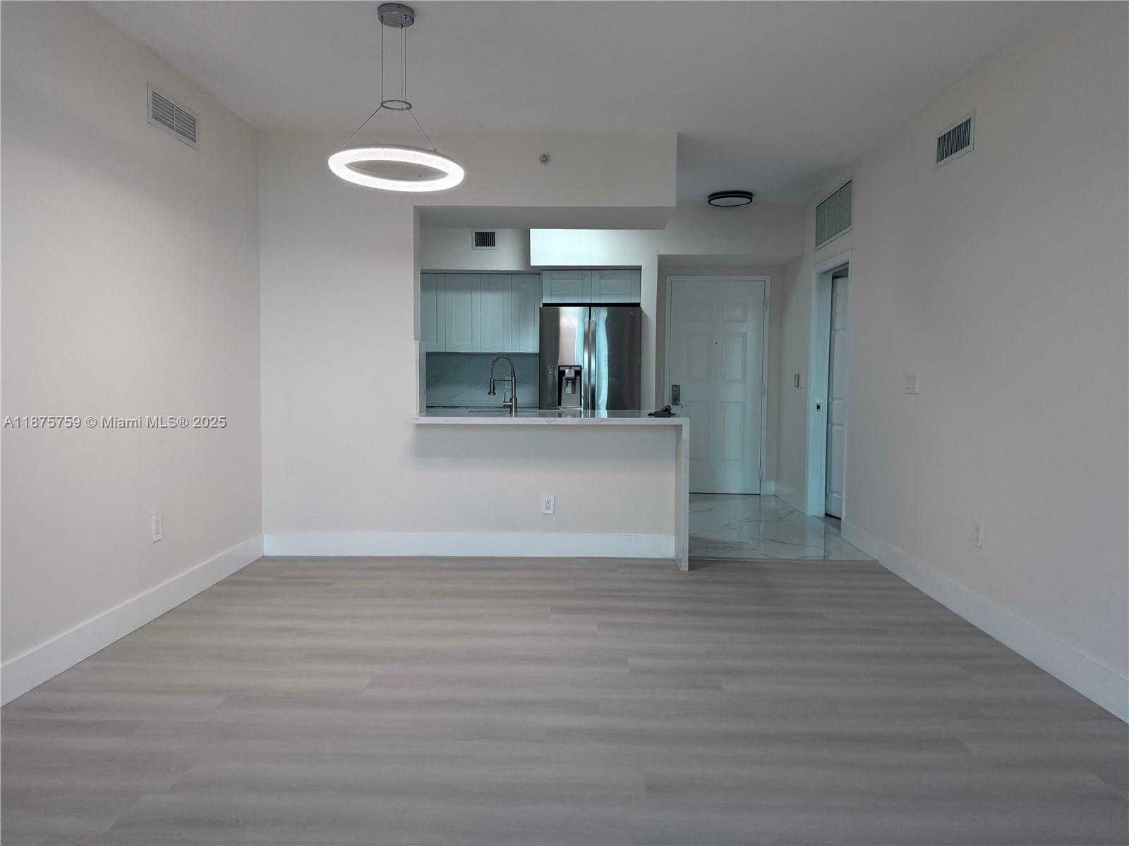 Small Image of 888 SOUTH DOUGLAS RD #1502, Coral Gables Number 5