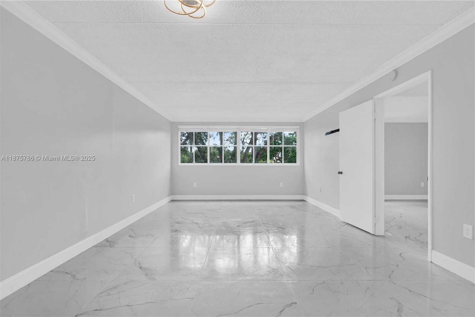 Small Image of 6135 NORTH WEST 186TH ST #202, Hialeah Number 4