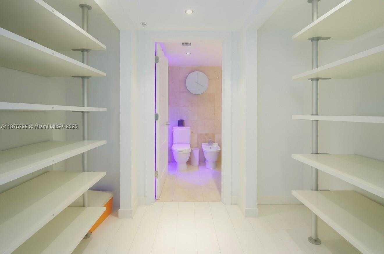 Small Image of 650 WEST AVE #2801, Miami Beach Number 10