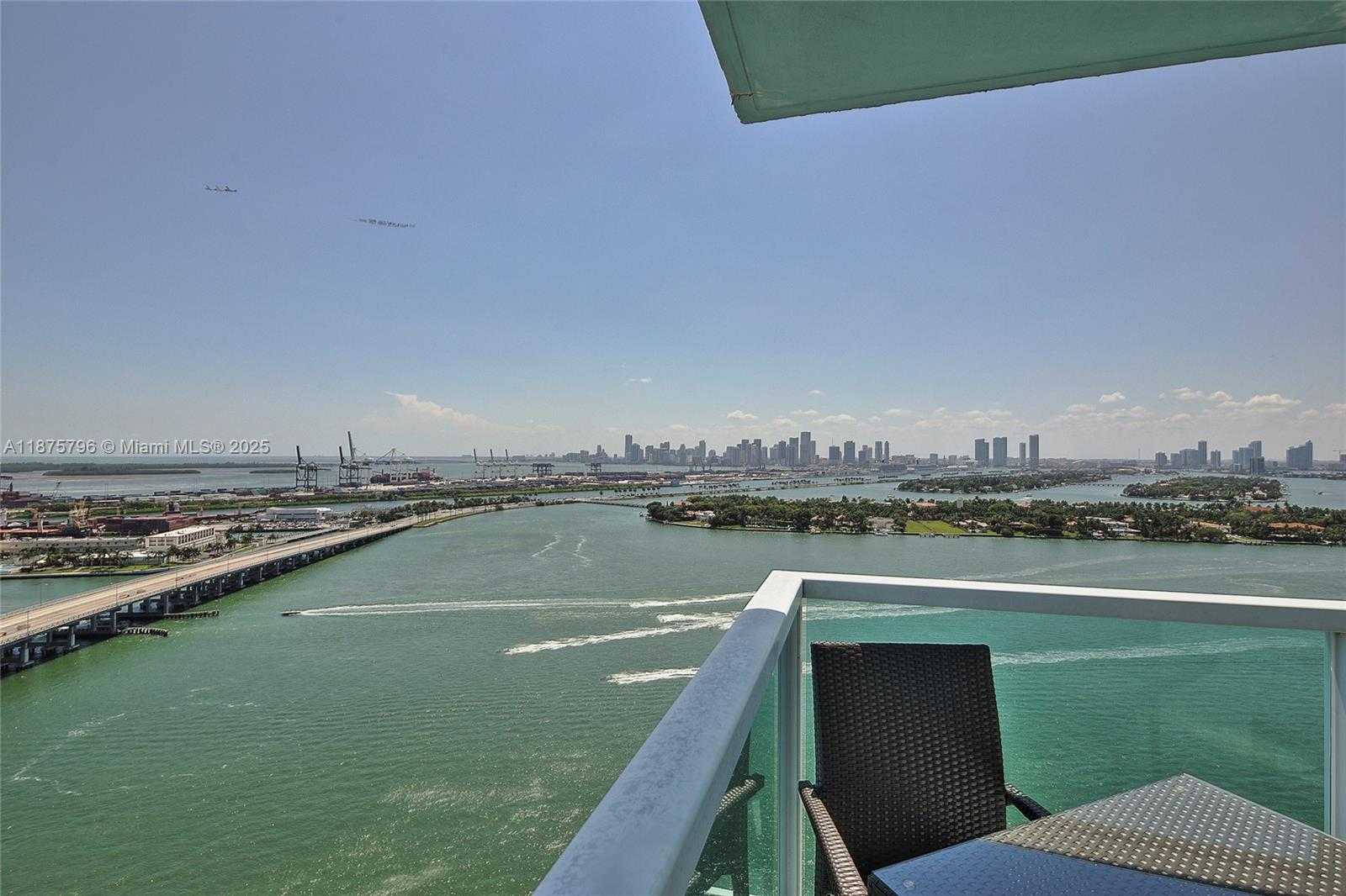 Small Image of 650 WEST AVE #2801, Miami Beach Number 2