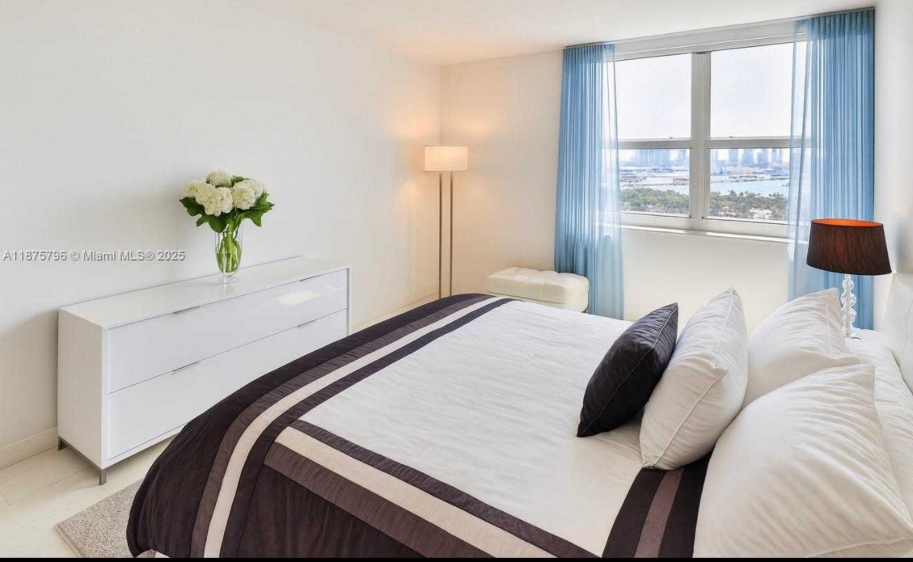 Small Image of 650 WEST AVE #2801, Miami Beach Number 9