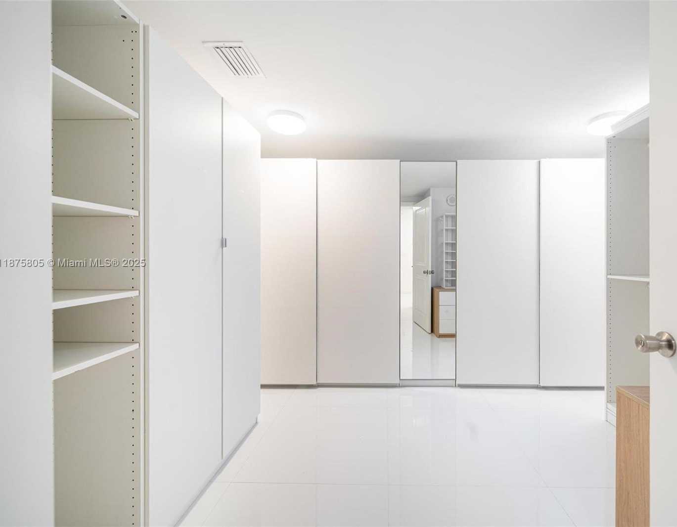 Small Image of 400 SUNNY ISLES BLVD #1707, Sunny Isles Beach Number 11