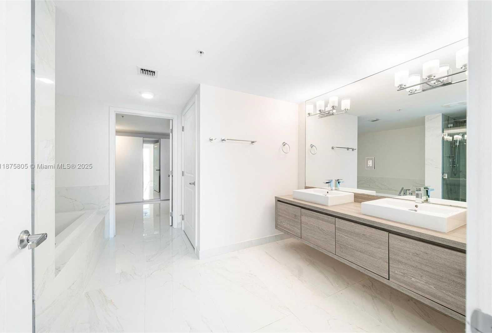 Small Image of 400 SUNNY ISLES BLVD #1707, Sunny Isles Beach Number 14