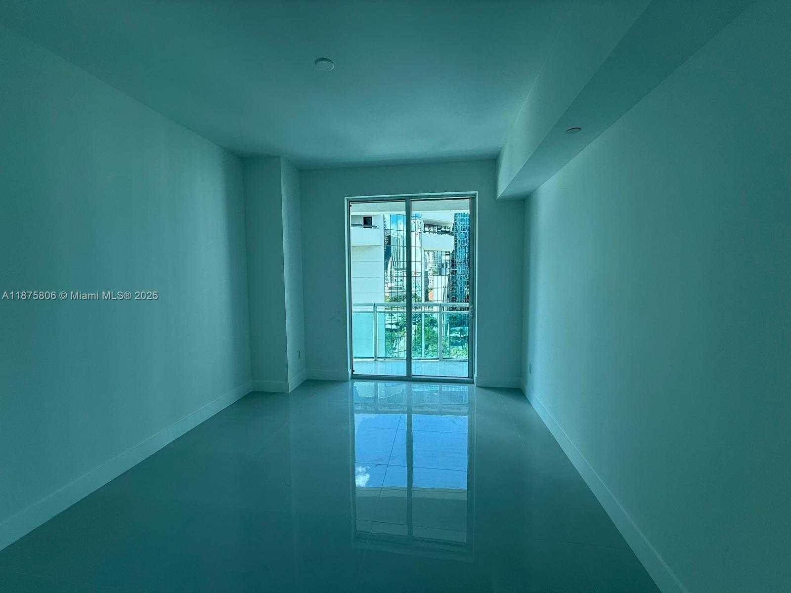 Small Image of 951 BRICKELL AVE #1010, Miami Number 12