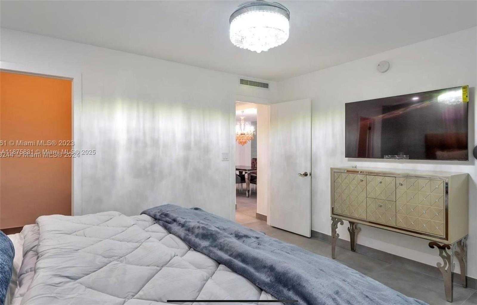 Small Image of 4001 SOUTH OCEAN DR #9F, Hollywood Number 14